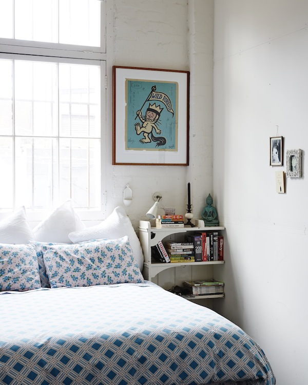 Dormitorio principal con la ventana como cabecero. ¿Por qué no?  